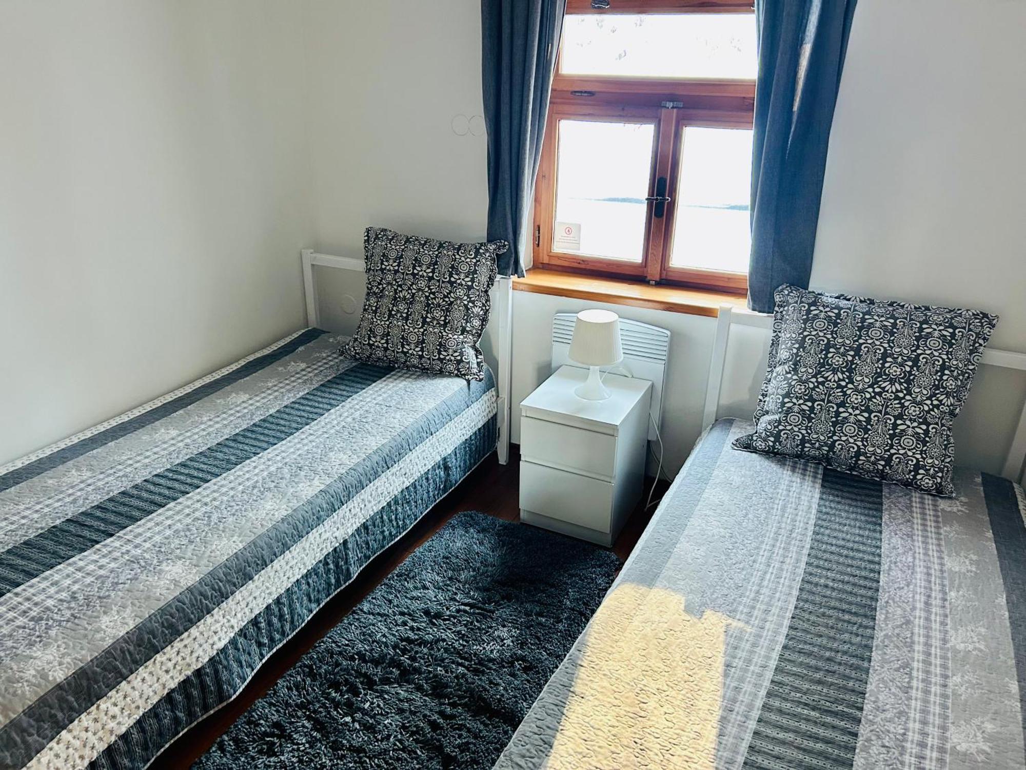 Dvur Stran & Wellness Hotel Карлови Вари Екстериор снимка