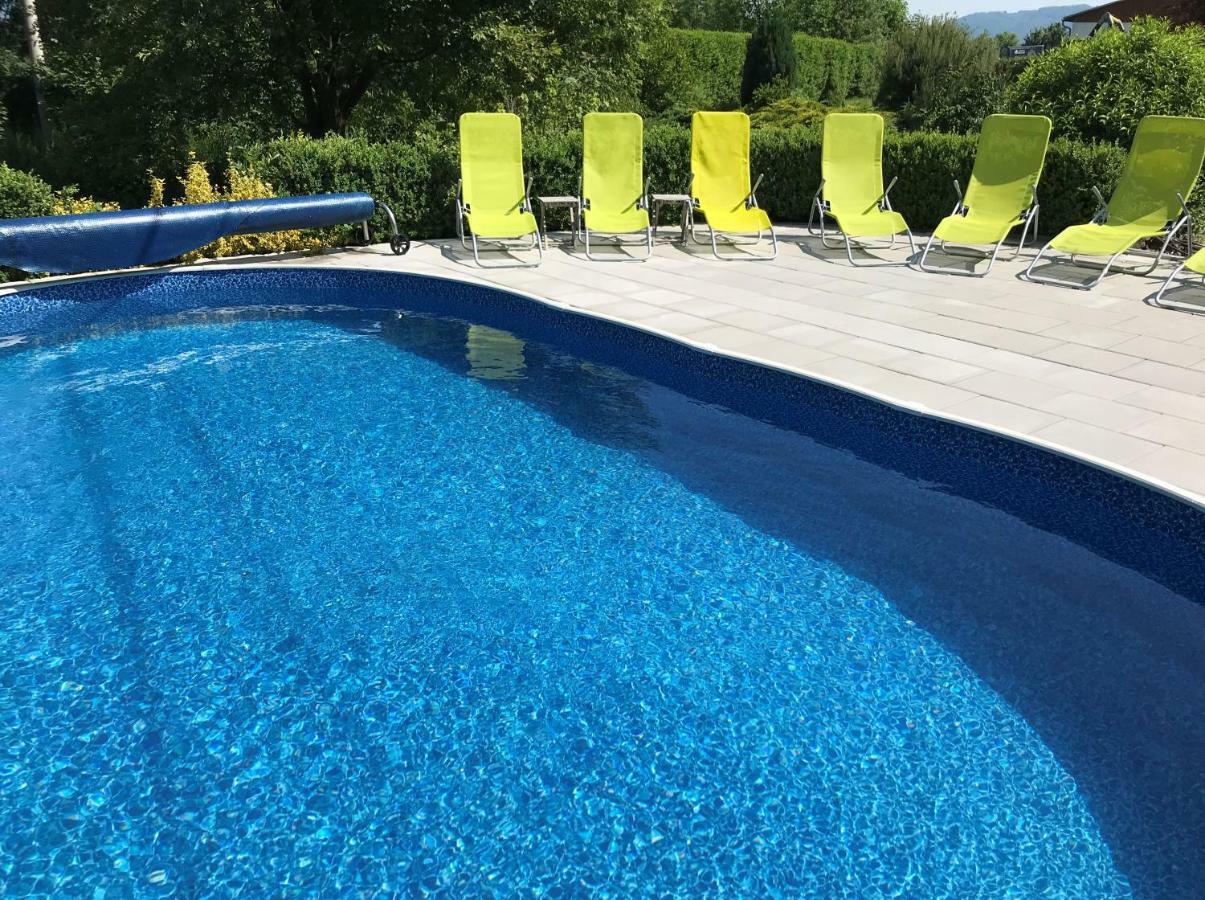 Dvur Stran & Wellness Hotel Карлови Вари Екстериор снимка